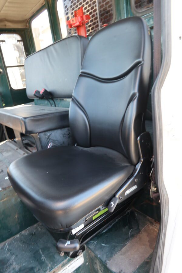 2008 CCC Crew Cab 4 man seating - Image 21