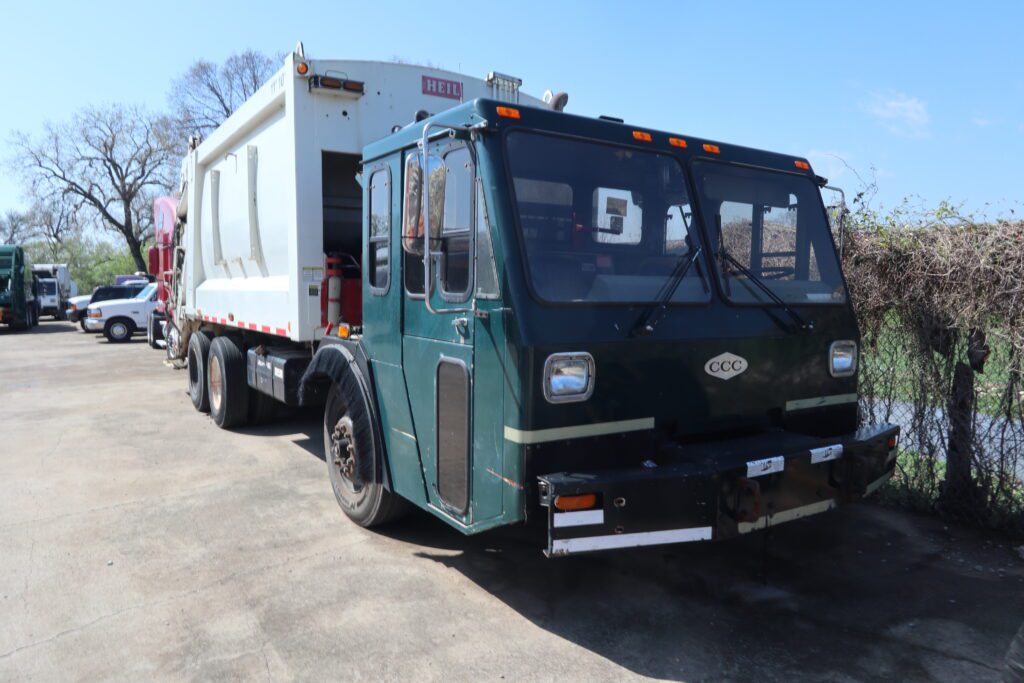 GREEN USED TRUCK